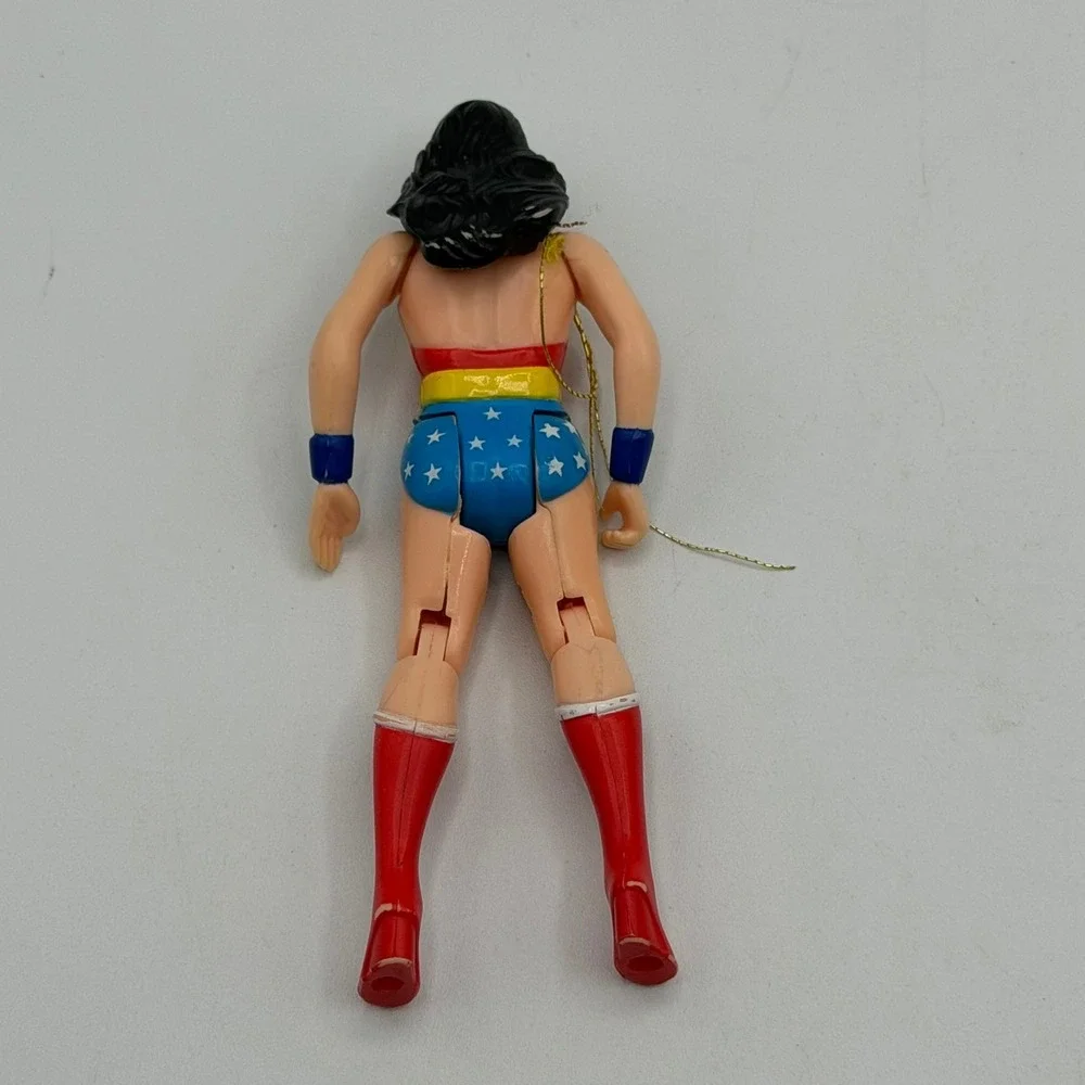 Vintage 1984 Kenner DC Super Powers Wonder Woman Action Figure with Lasso